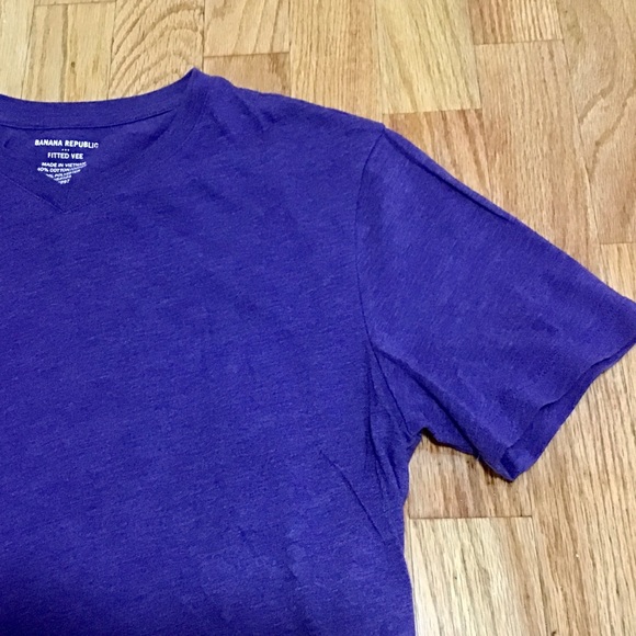 **2 for $10** Banana Republic V-Neck Tee